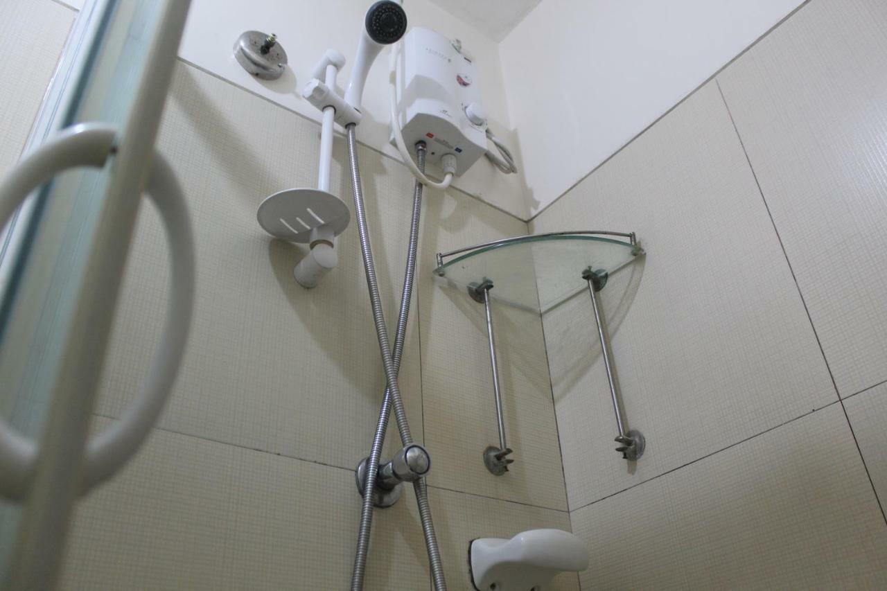 Chateau Elysee A3 Near Airport Wifi Kitchen Paranaque City Εξωτερικό φωτογραφία